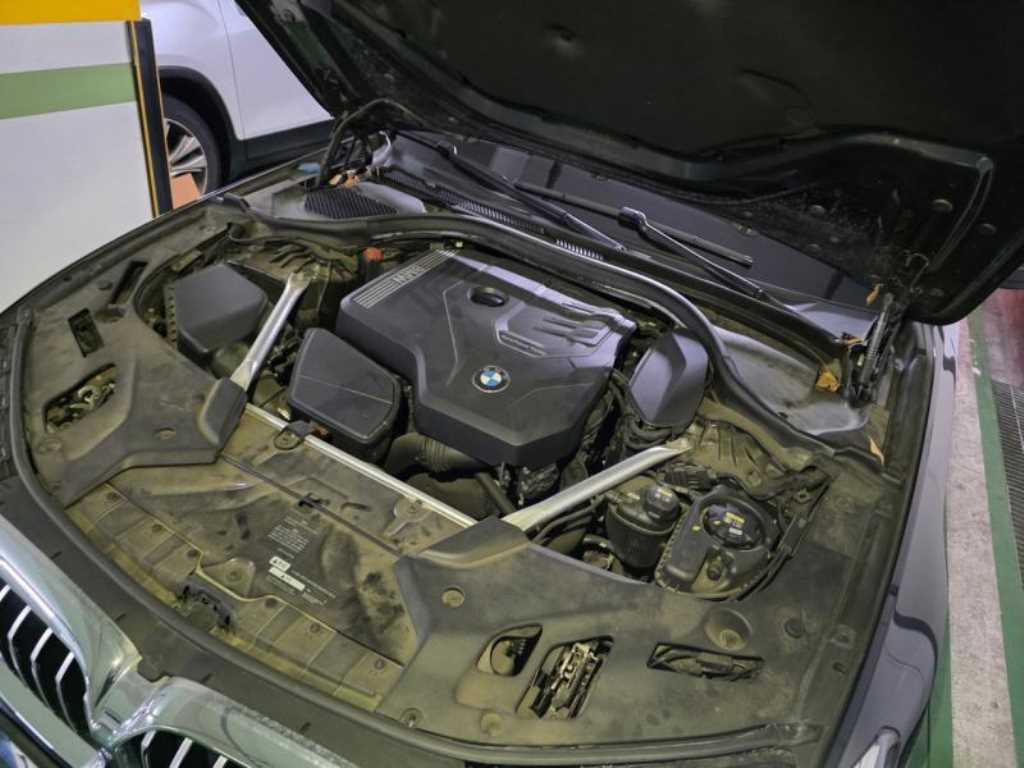 BMW 5 Series - Vista 6