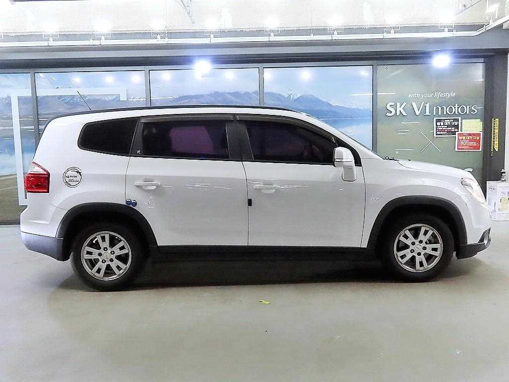 Chevrolet Orlando - Vista 3