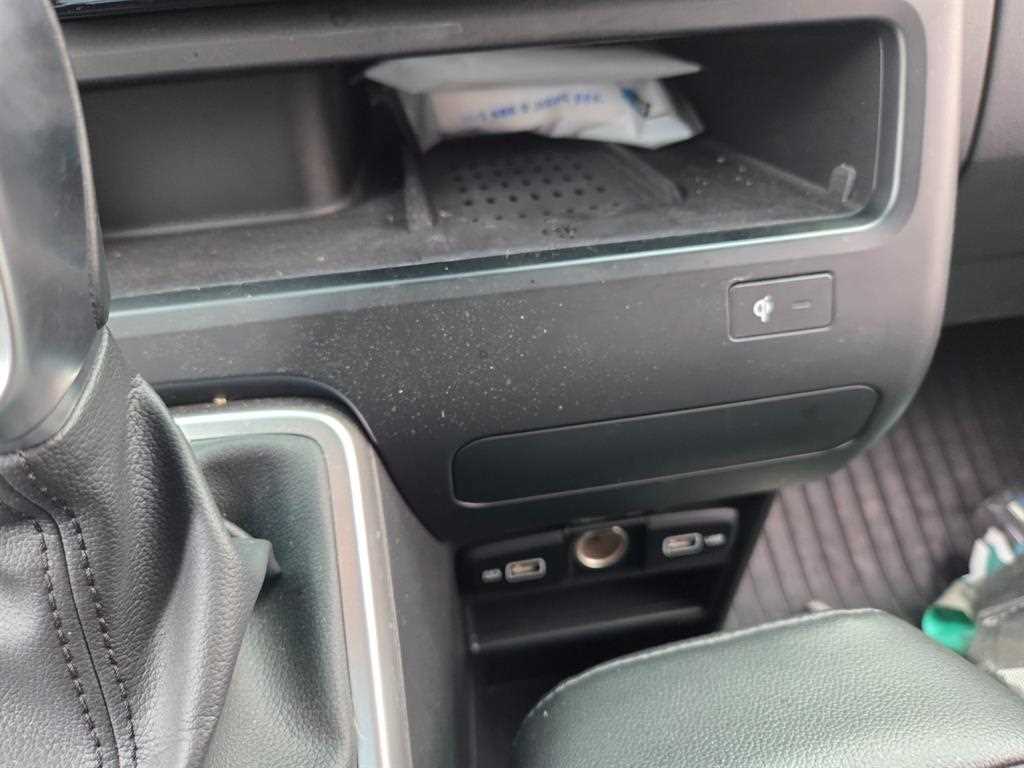 HYUNDAI Staria - Vista 11