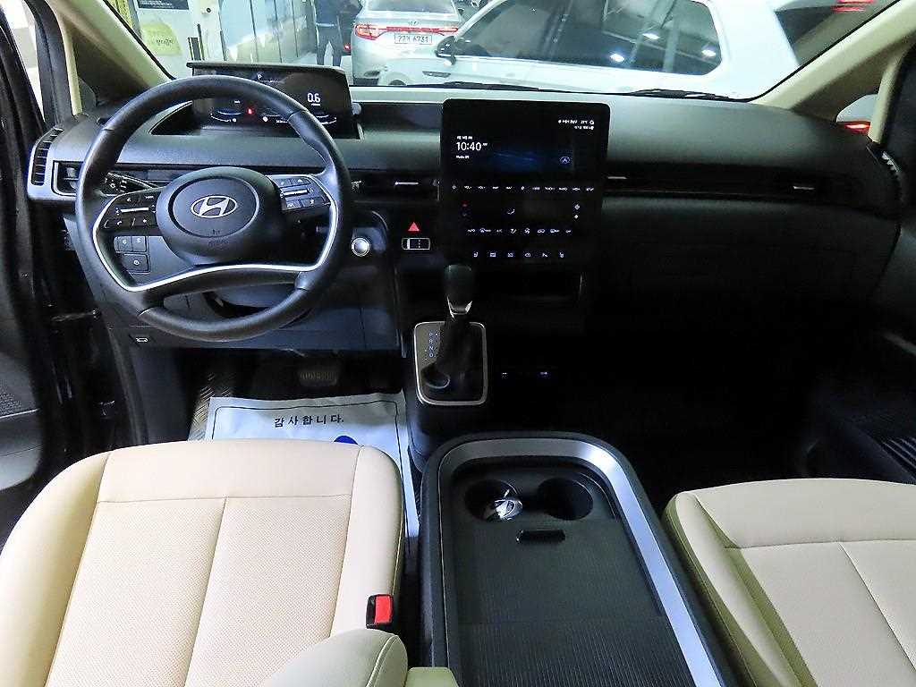 HYUNDAI Staria 2025 - Importación desde Corea - HF Imports Iquique - Foto 13