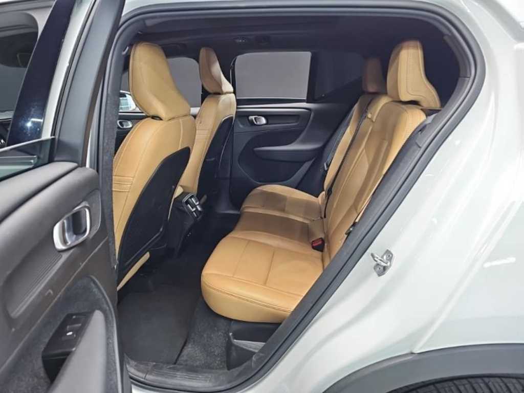 Volvo XC40 2021 - Importación desde Corea - HF Imports Iquique - Foto 18