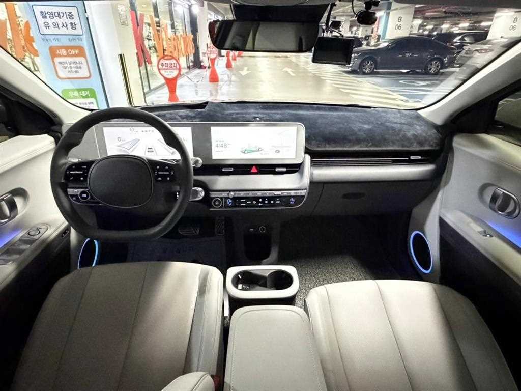 HYUNDAI Ioniq 5 - Vista 6