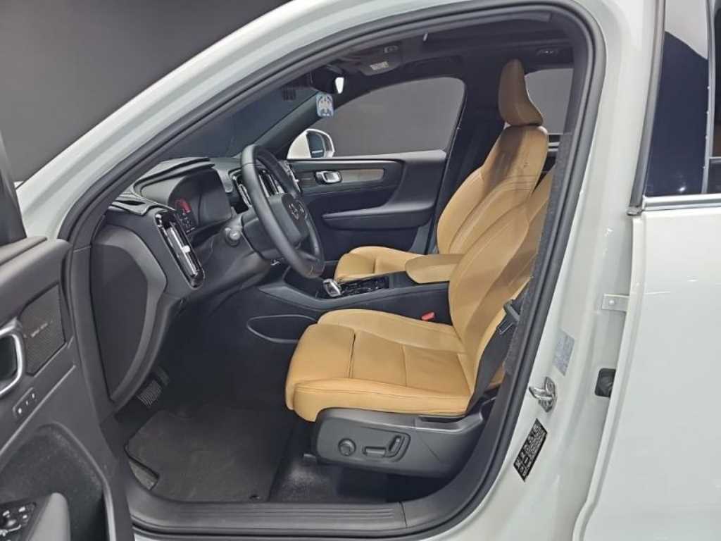 Volvo XC40 2021 - Importación desde Corea - HF Imports Iquique - Foto 17