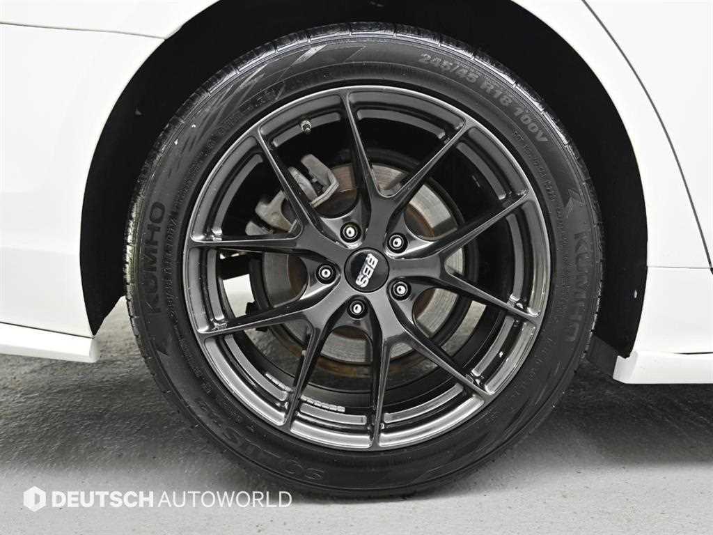 HYUNDAI Grandeur - Vista 5