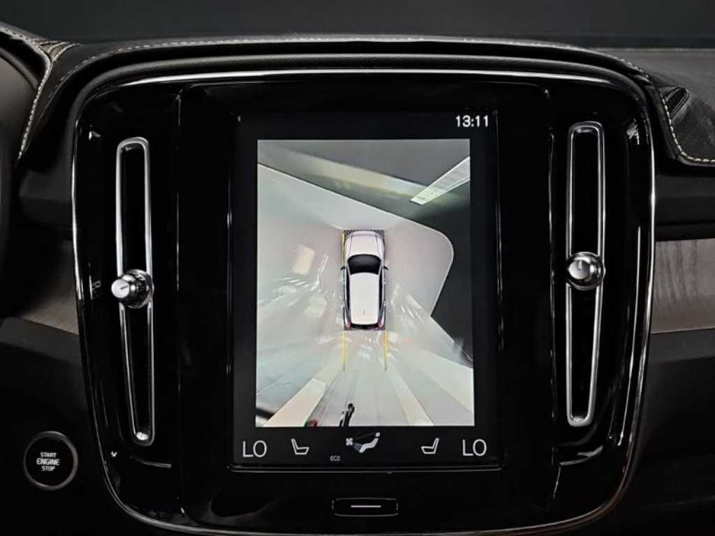 Volvo XC40 - Vista 10