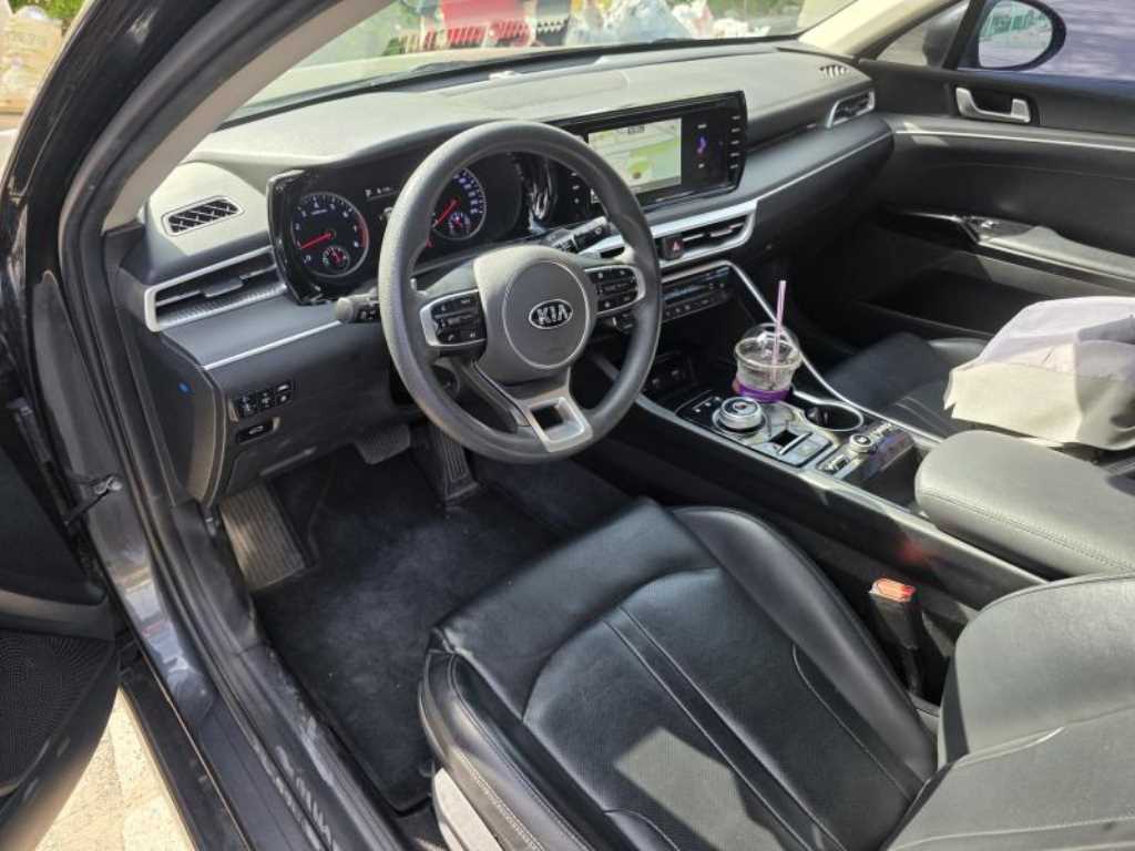 KIA K5 - Vista 7