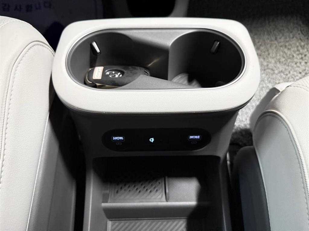 HYUNDAI Ioniq 5 2023 Gris - Importación desde Corea - HF Imports Iquique - Foto 13