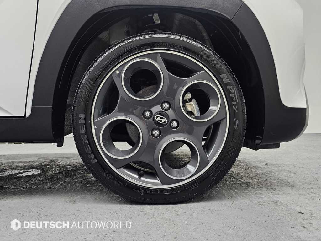 HYUNDAI Casper - Vista 5