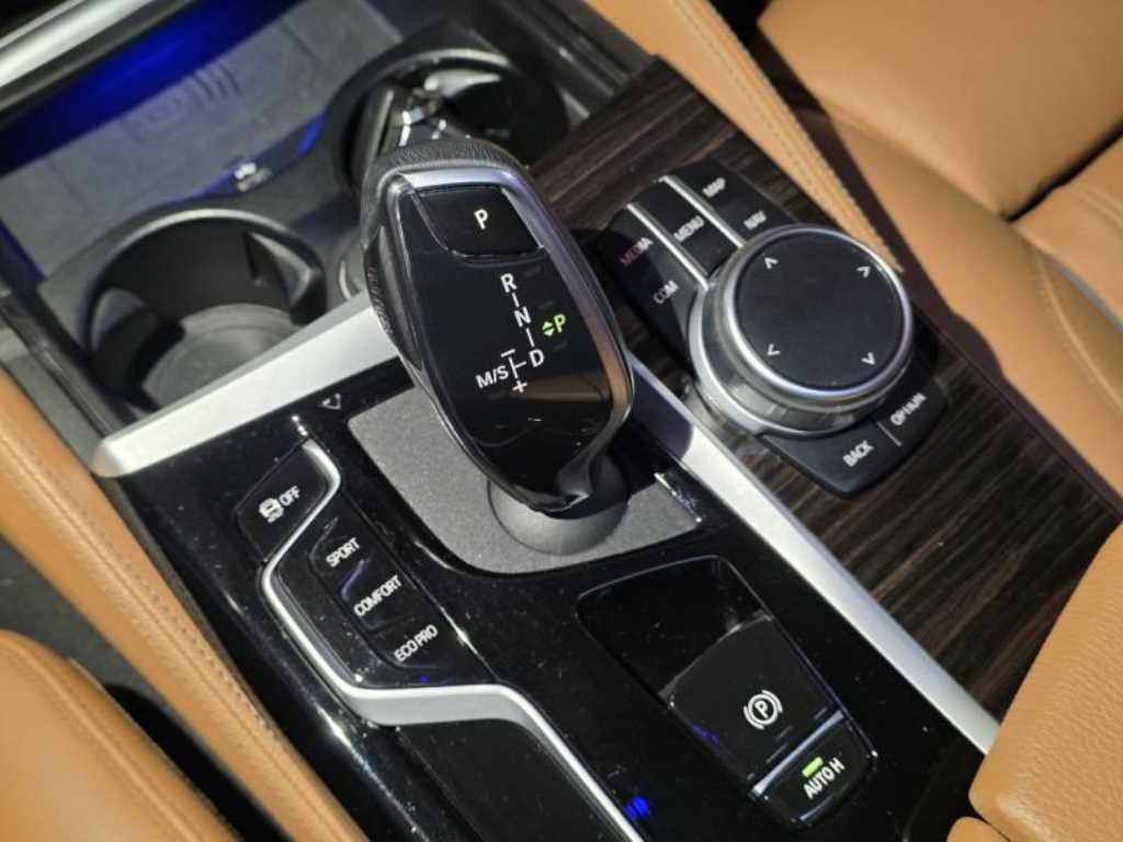 BMW 5 Series - Vista 10