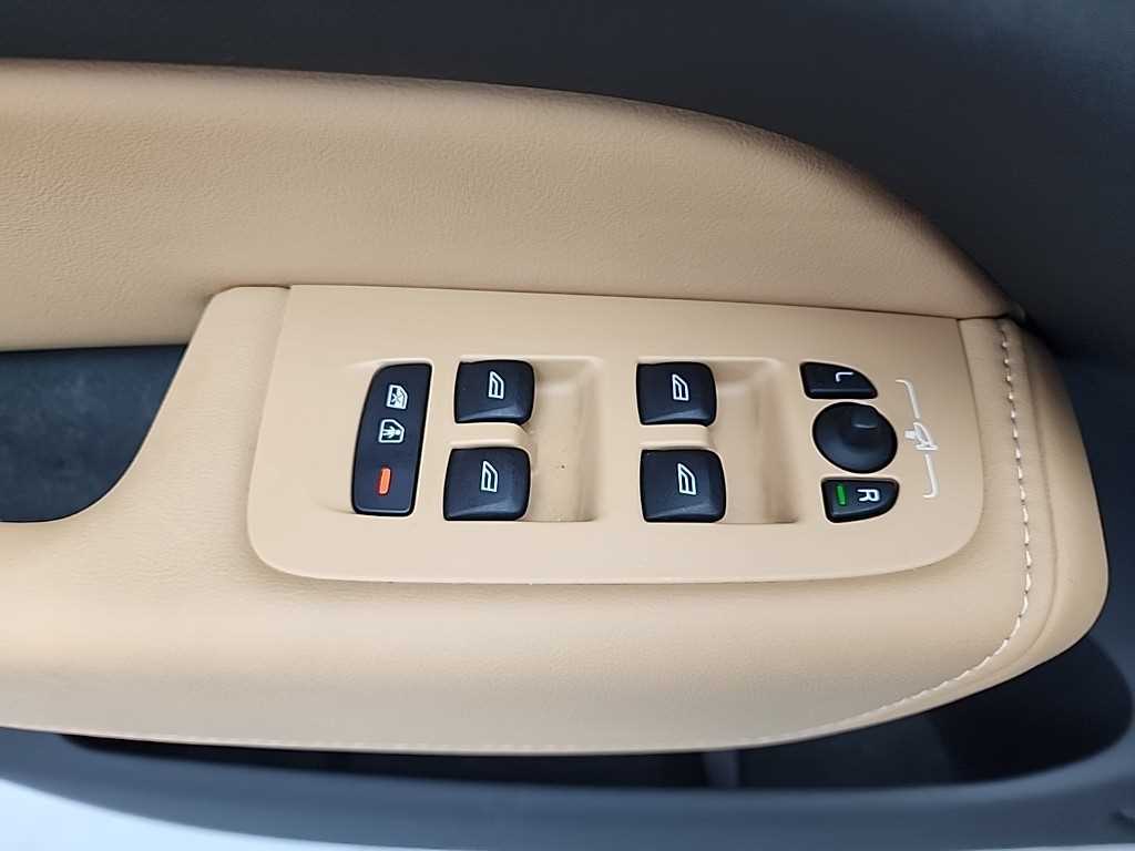 Volvo XC60 2020 Blanco - Importación desde Corea - HF Imports Iquique - Foto 17