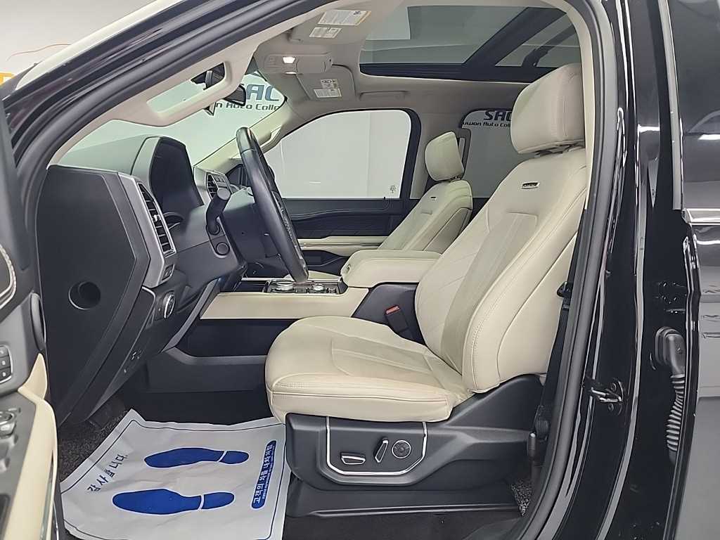 Ford Expedition - Vista 12