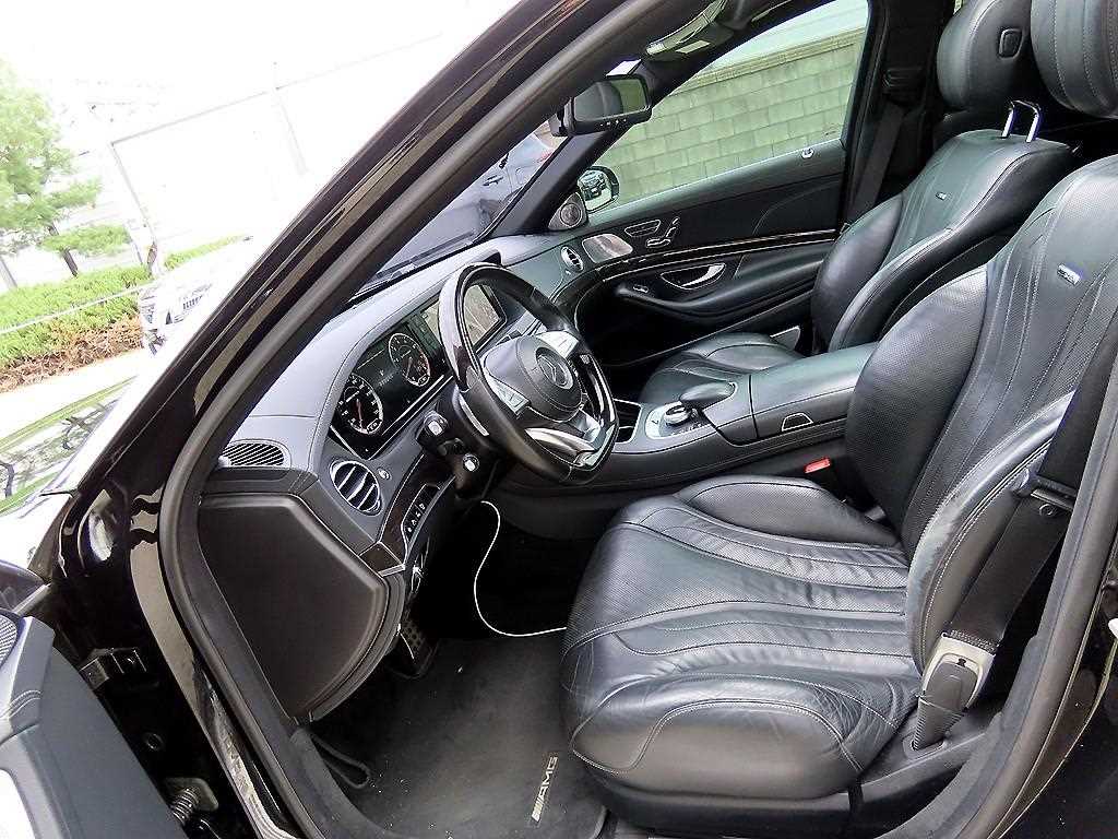 Mercedes Benz S Class - Vista 5