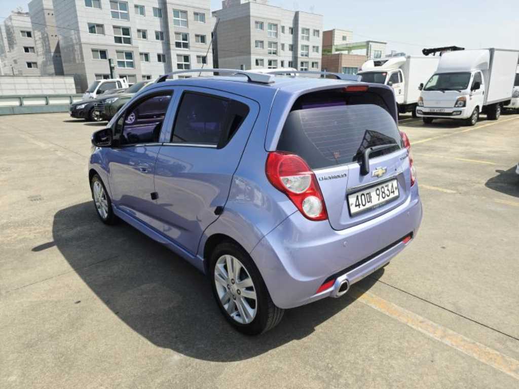 Chevrolet Spark - Vista 7