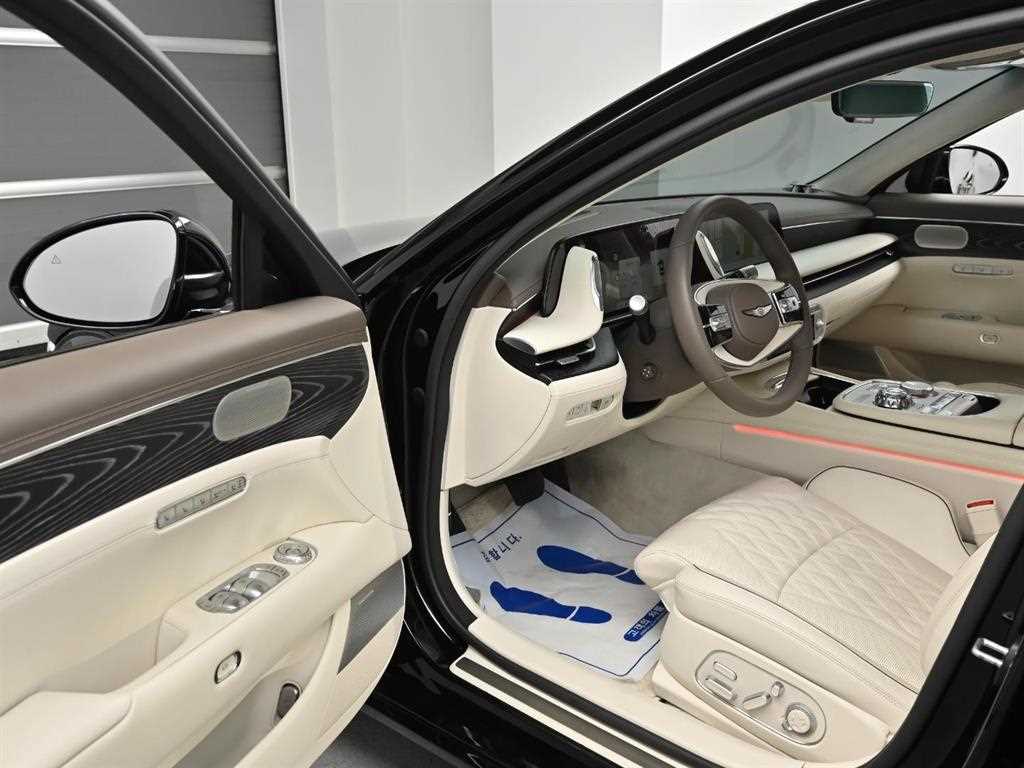 Genesis G90 - Vista 11