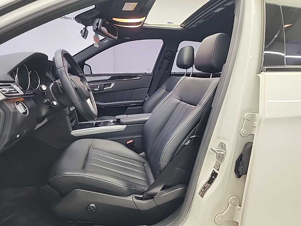 Mercedes Benz E class - Vista 11