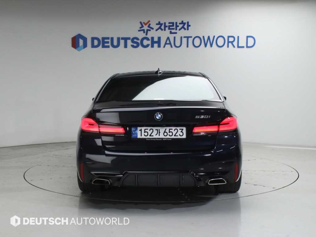 BMW 5 Series - Vista 4