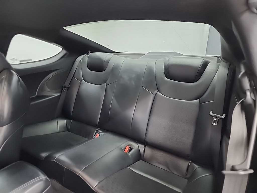 HYUNDAI Genesis - Vista 12