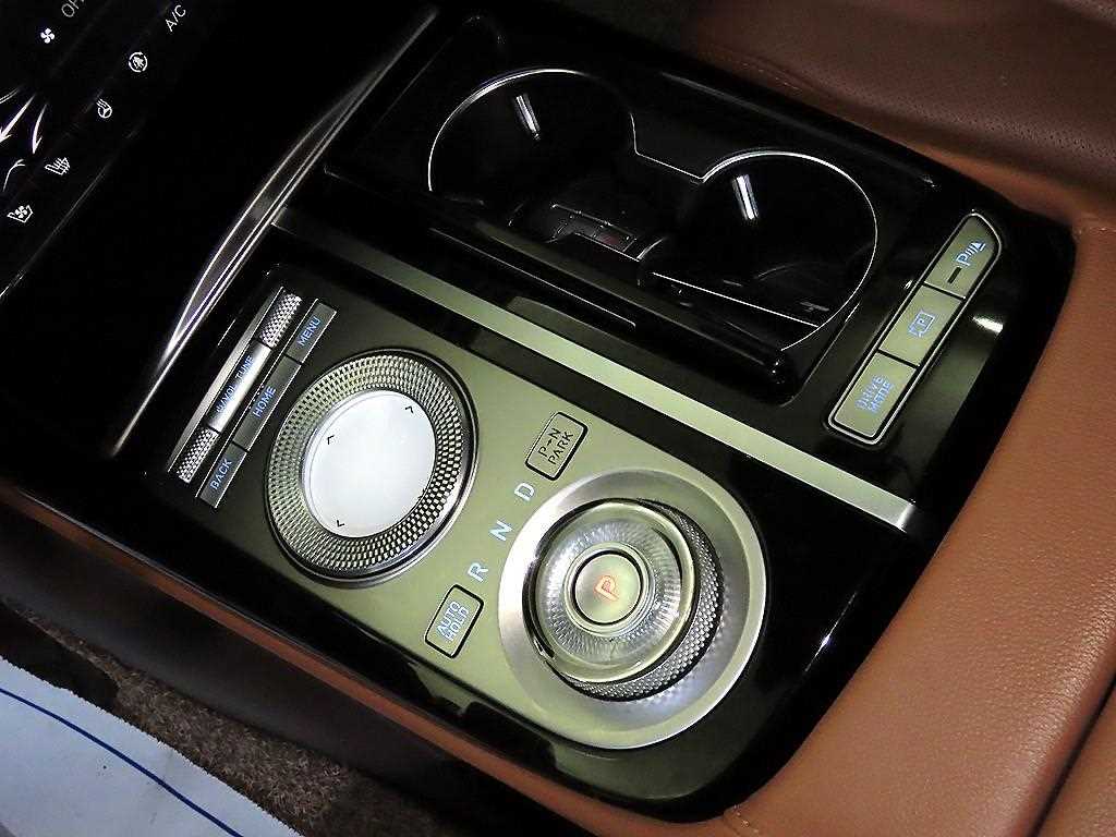 Genesis G80 - Vista 12