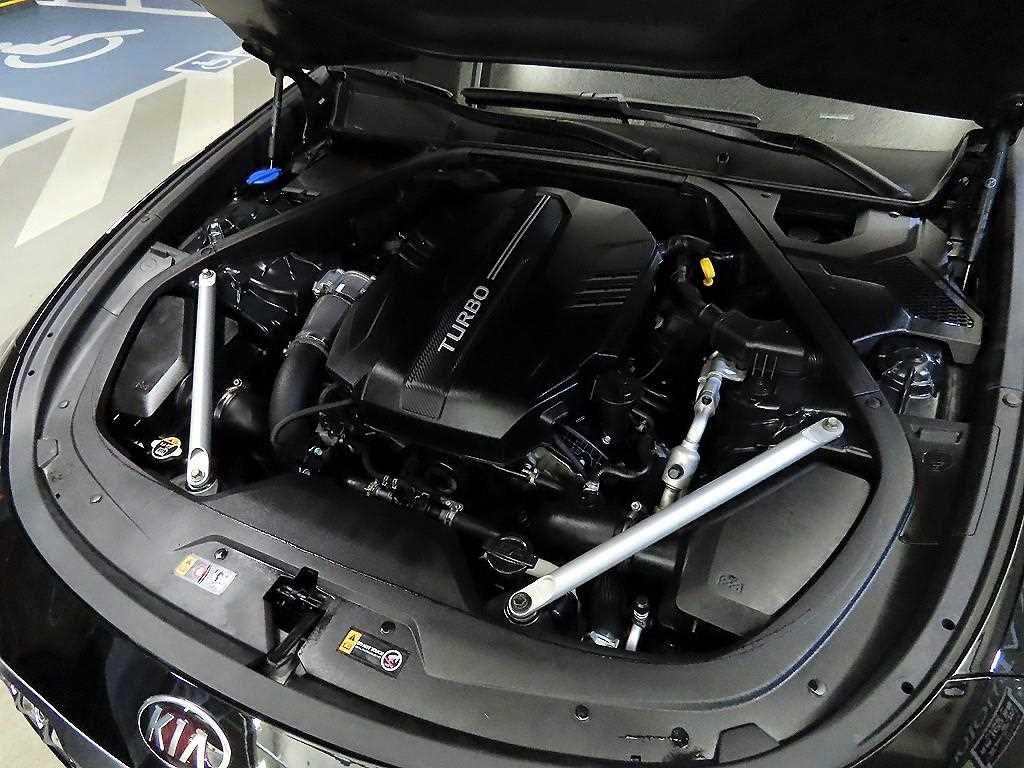 KIA K9 - Vista 7
