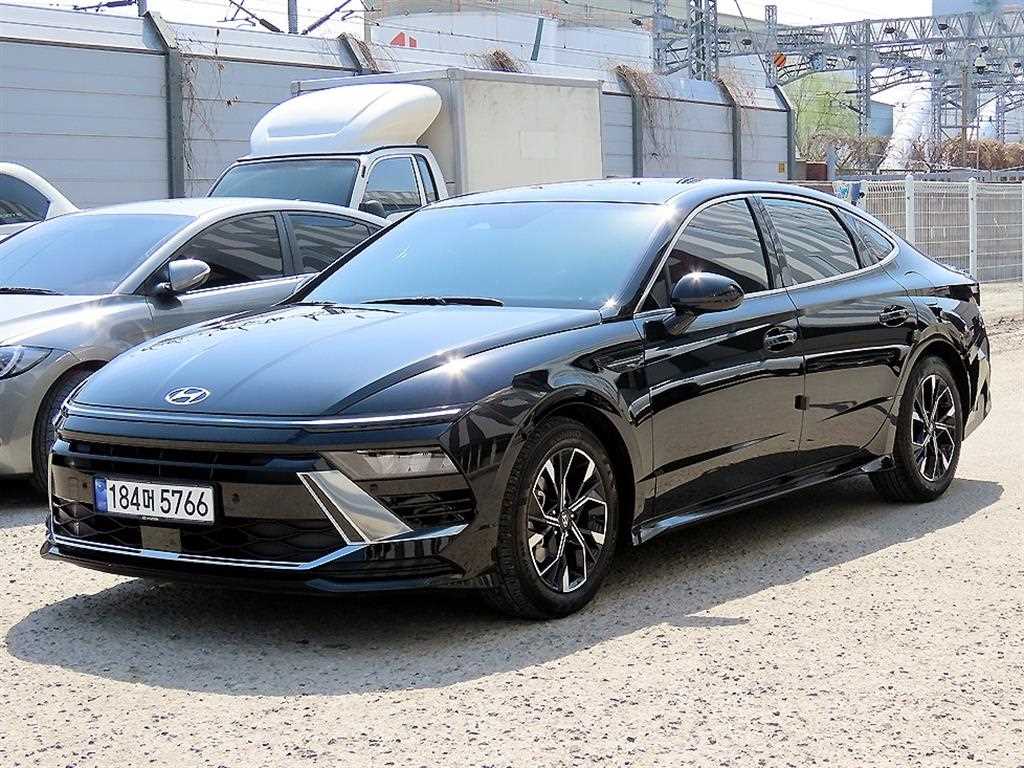HYUNDAI Sonata 2024 Negro - Importación desde Corea - HF Imports Iquique - Foto 1