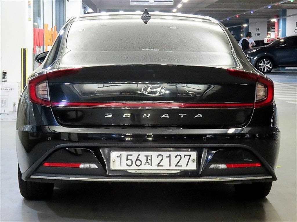 HYUNDAI Sonata - Vista 5