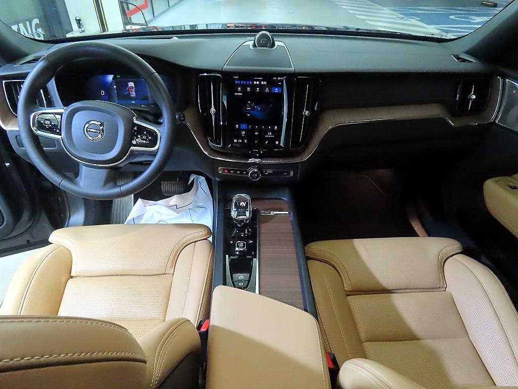 Volvo XC60 - Vista 10