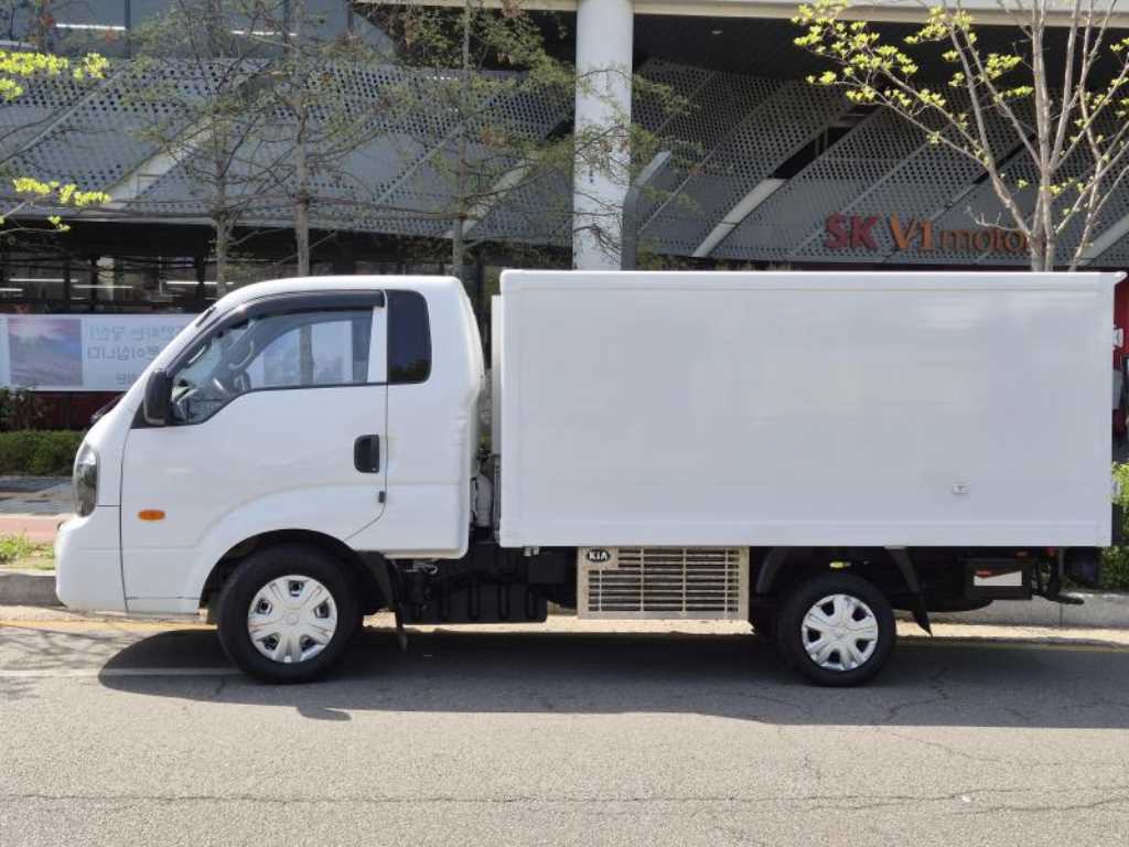 Small Truck Freezer Box(Low Deck) 2019 Blanco - Importación desde Corea - HF Imports Iquique - Foto 1