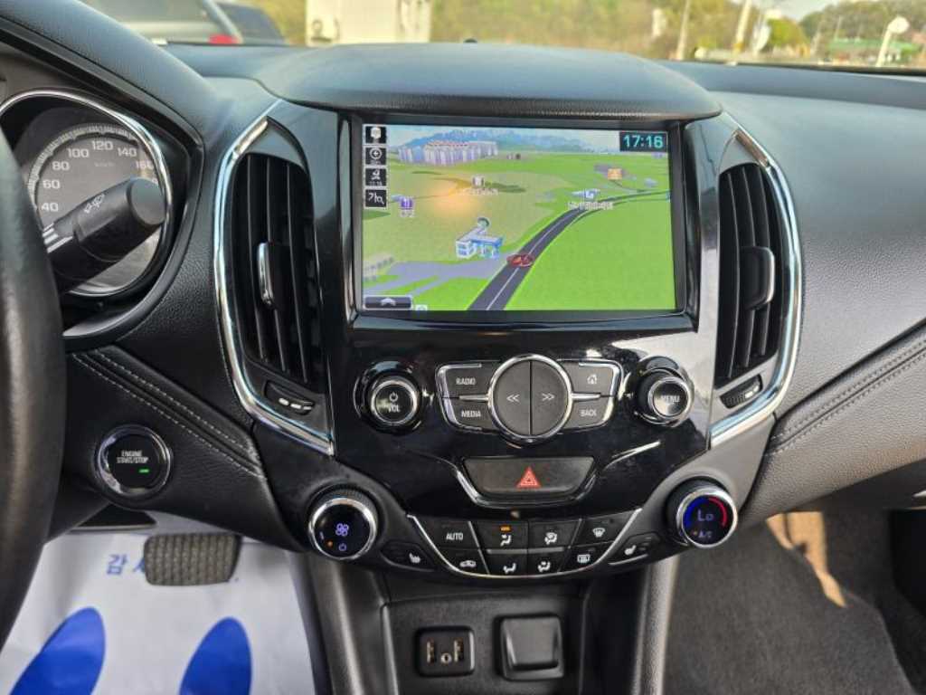 Chevrolet Cruise - Vista 12