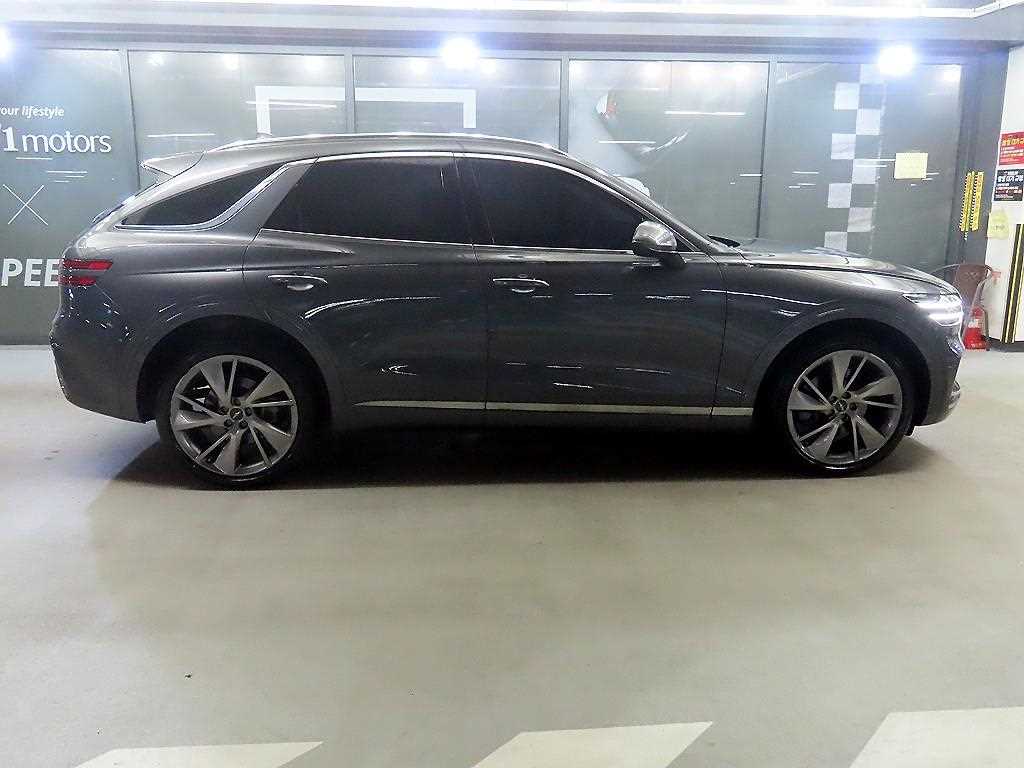 Genesis GV70 - Vista 3