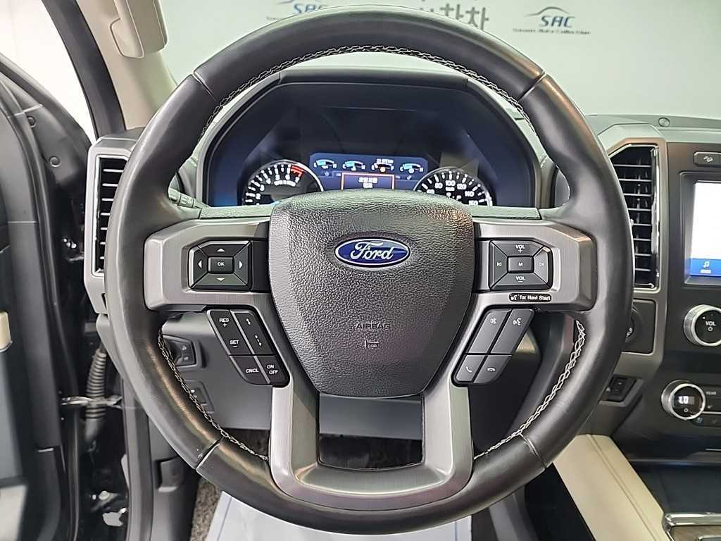 Ford Expedition - Vista 10