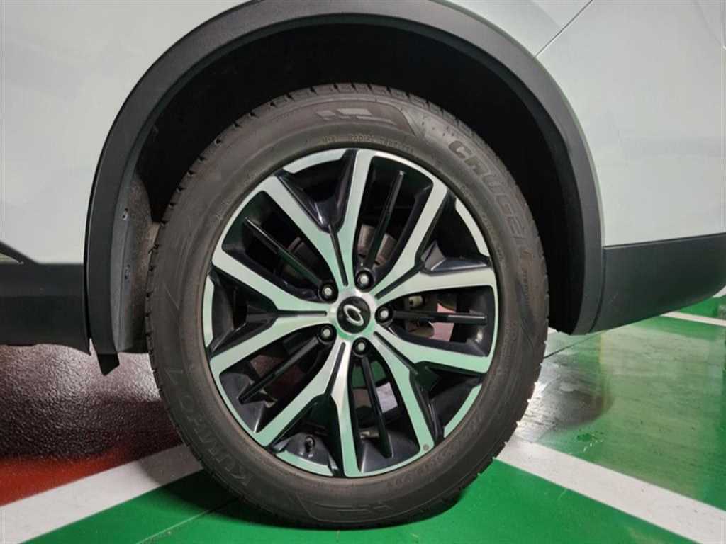 SAMSUNG QM6 2020 Blanco - Importación desde Corea - HF Imports Iquique - Foto 17