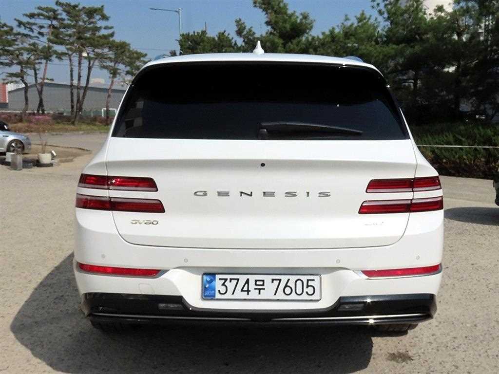 Genesis GV80 - Vista 4