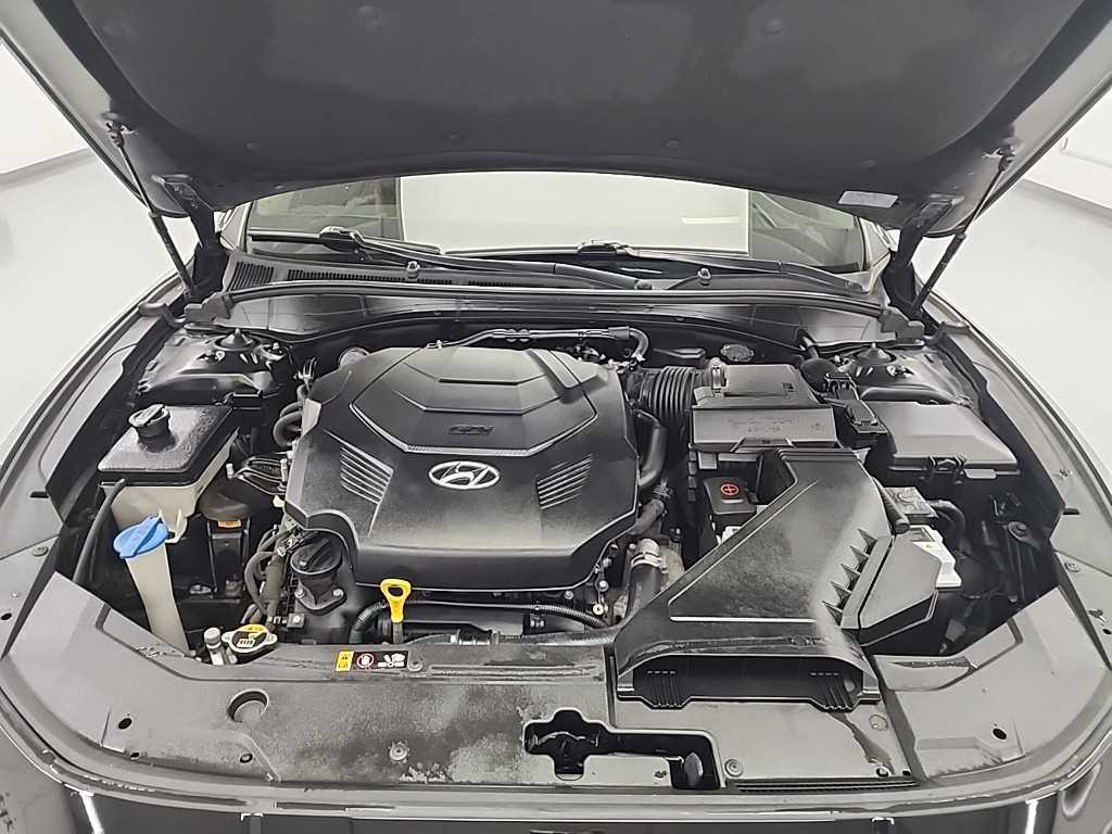HYUNDAI Grandeur - Vista 5