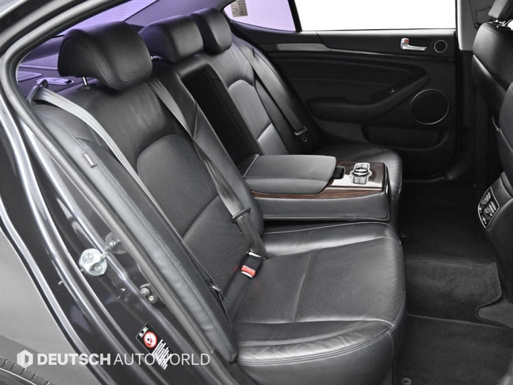 KIA K7 - Vista 12