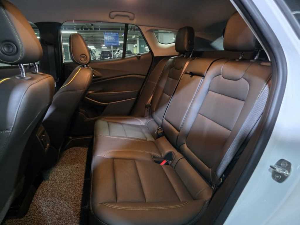 Chevrolet Trax - Vista 9