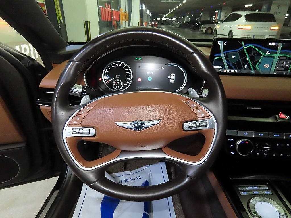 Genesis G80 - Vista 8