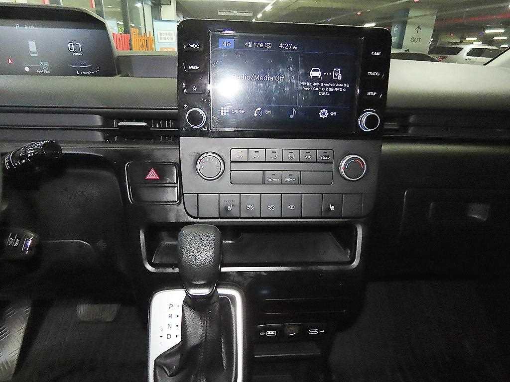 HYUNDAI Staria - Vista 11