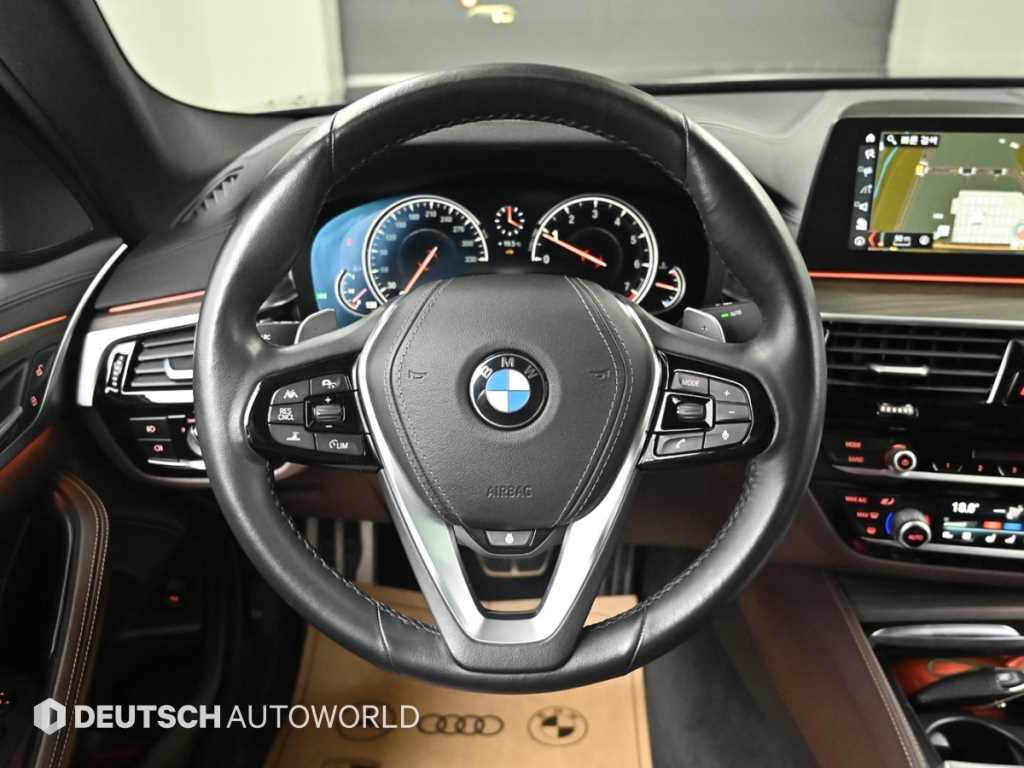 BMW 5 Series 2018 Negro - Importación desde Corea - HF Imports Iquique - Foto 13