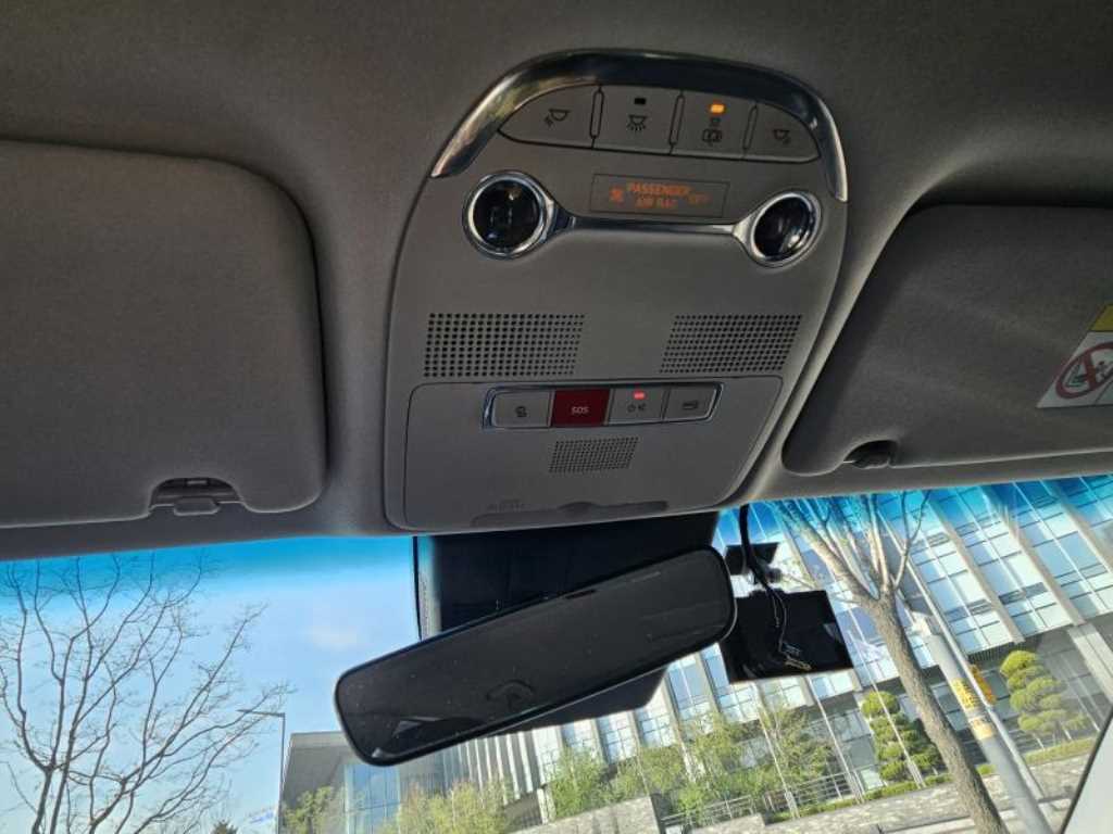 HYUNDAI Grandeur - Vista 12