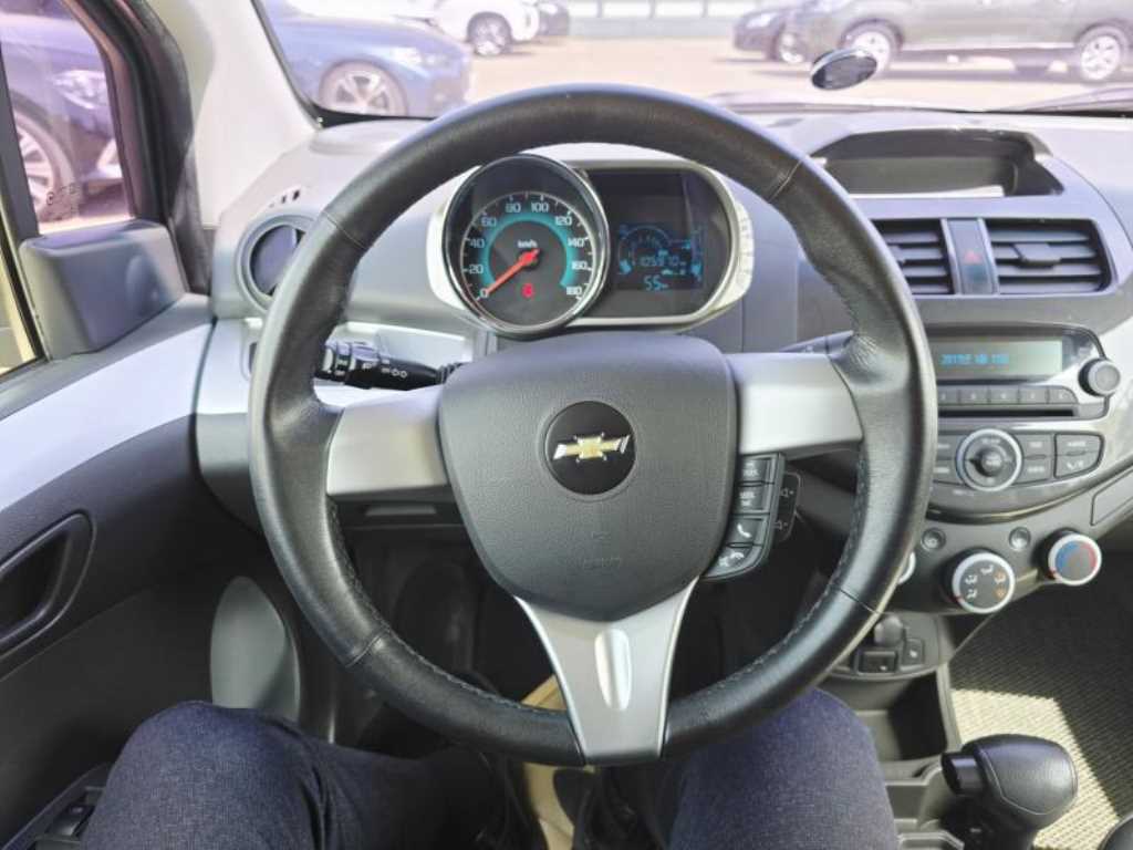 Chevrolet Spark - Vista 12