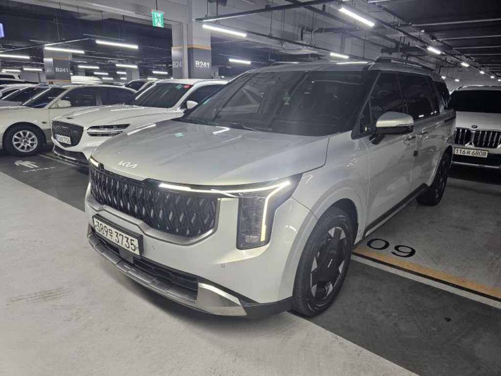 KIA Carnival 2024 Plateado - Importación desde Corea - HF Imports Iquique - Foto 1