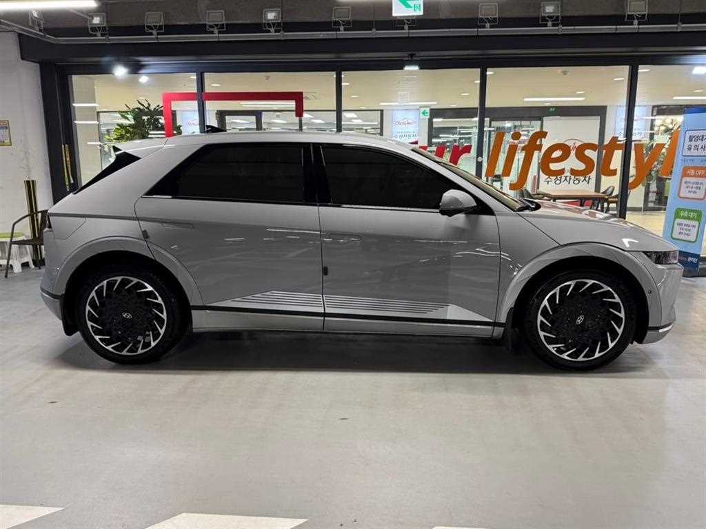 HYUNDAI Ioniq 5 - Vista 3