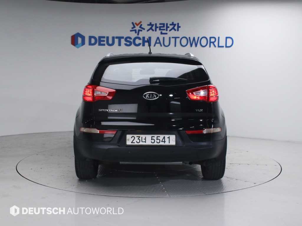 KIA Sportage - Vista 4