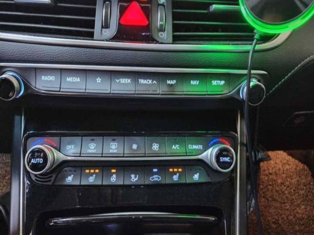 HYUNDAI Grandeur - Vista 5