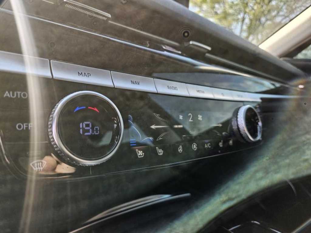 Genesis G80 2021 Negro - Importación desde Corea - HF Imports Iquique - Foto 16