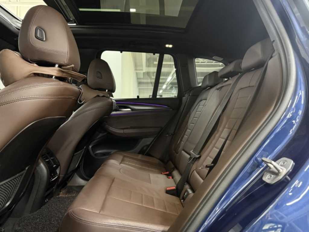 BMW X3 - Vista 11