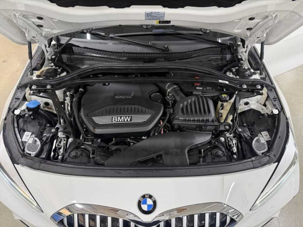 BMW 1 series 2021 - Importación desde Corea - HF Imports Iquique - Foto 17