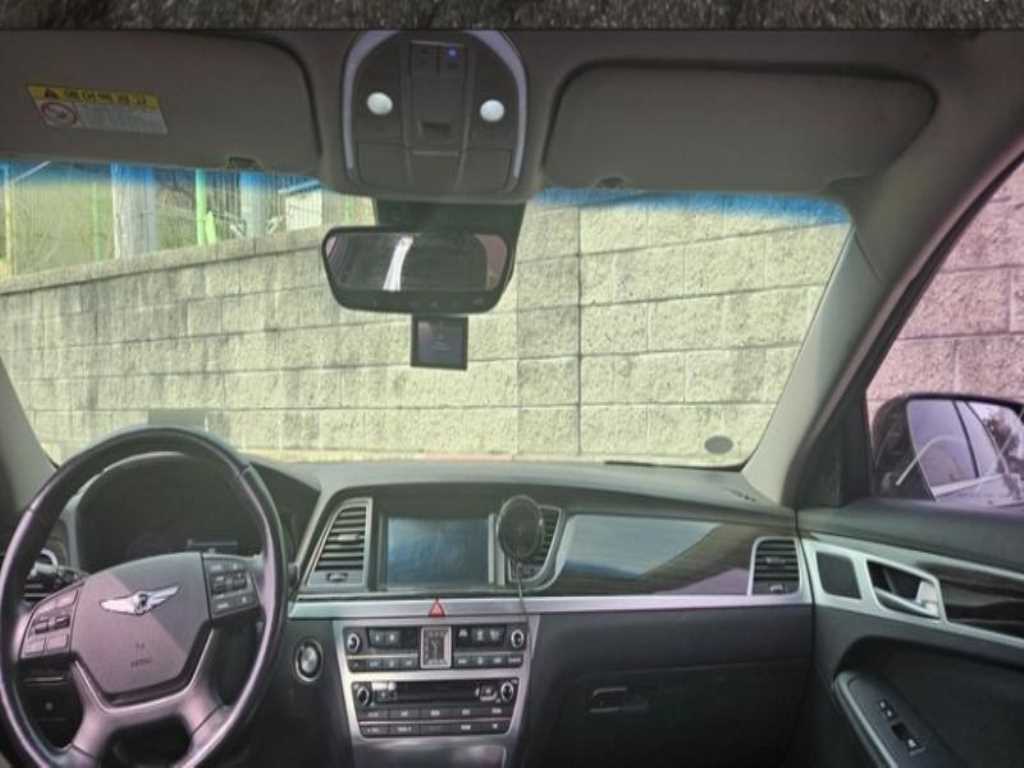 Genesis G80 - Vista 4