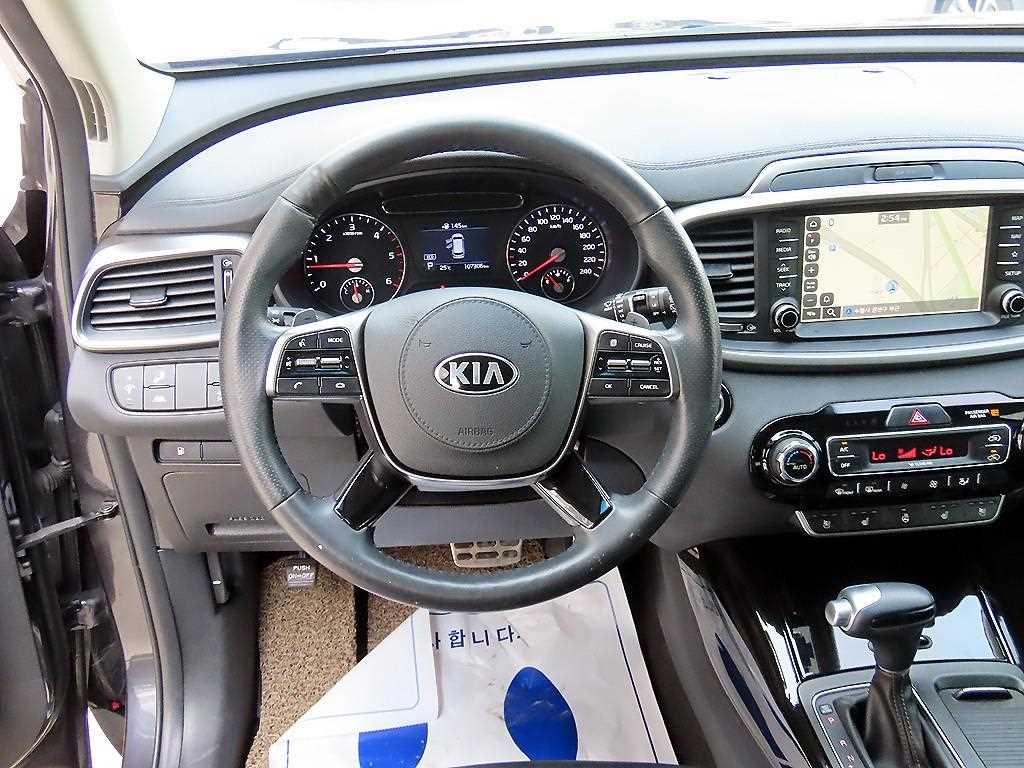 KIA Sorento - Vista 8