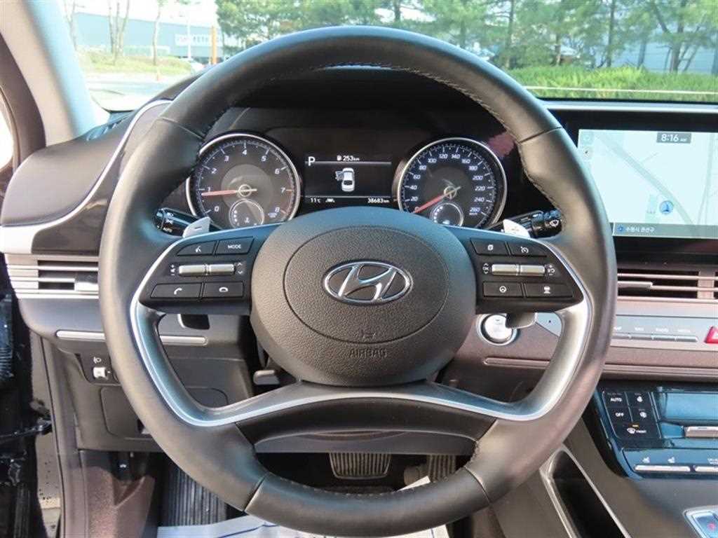 HYUNDAI Grandeur - Vista 9